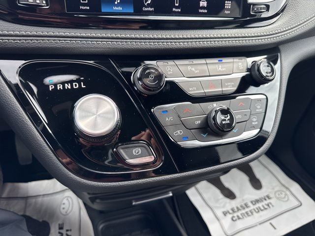 New 2026 Chrysler Pacifica Select image 20