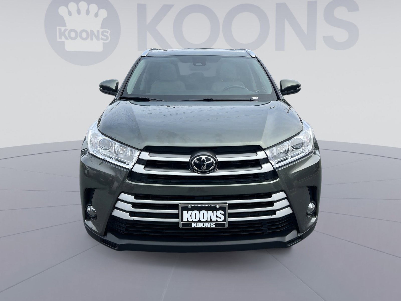 Used 2017 Toyota Highlander XLE image 11