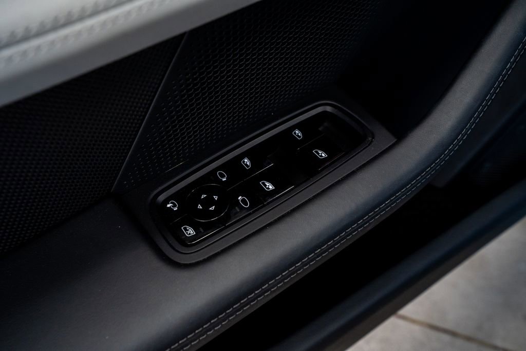 Used 2021 Porsche Taycan Turbo w/ Performance Package image 32