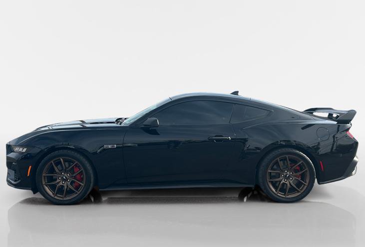 Used 2024 Ford Mustang GT Premium image 2