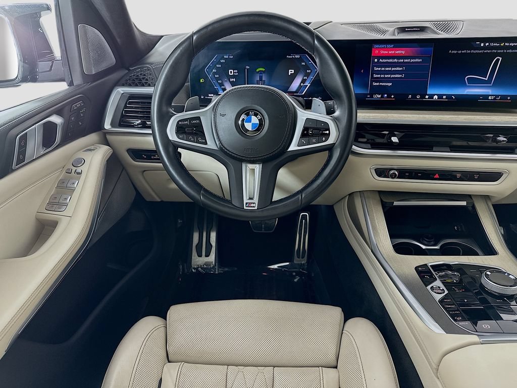 Used 2024 BMW X7 M60i w/ Executive Package AWD/4WD image 25
