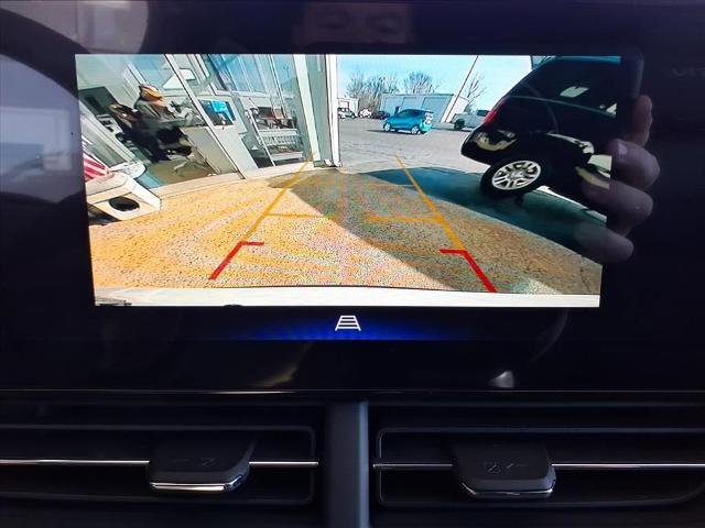 New 2026 Chevrolet Trax ACTIV w/ Sunroof Package image 26