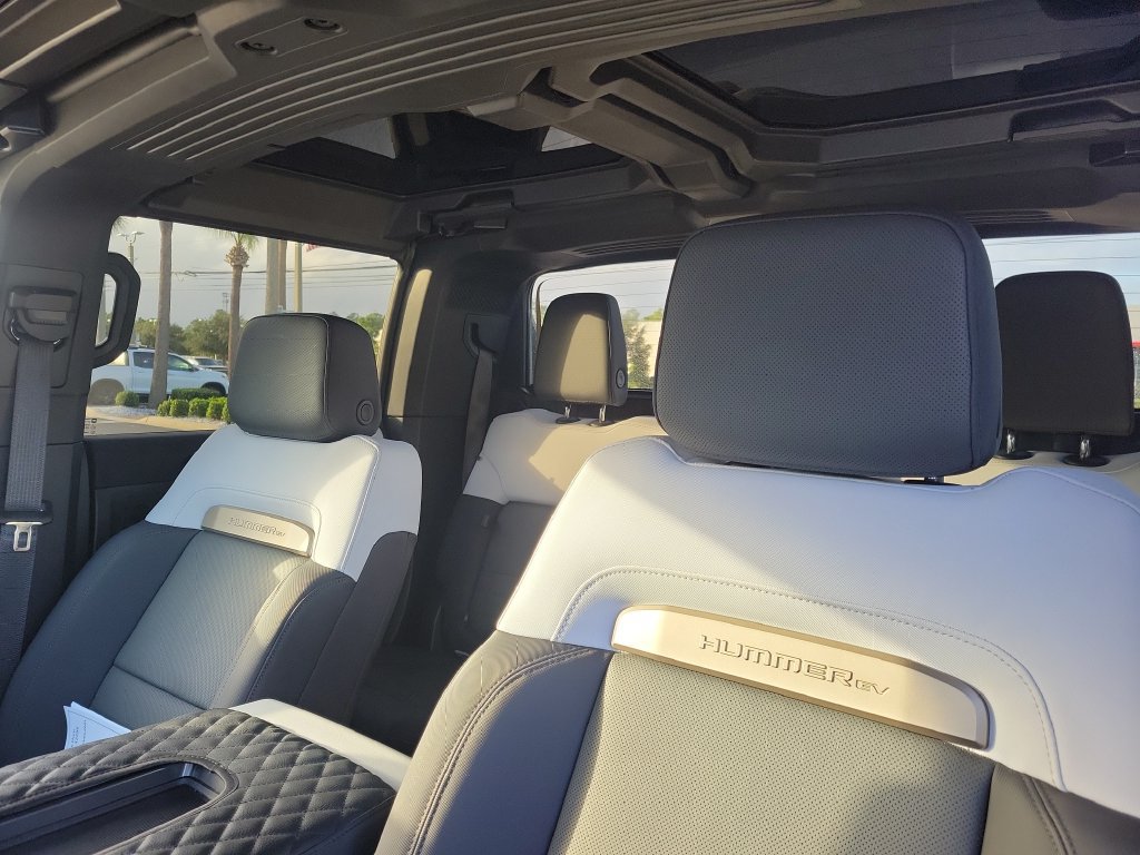 Used 2025 GMC Hummer EV 3X AWD/4WD image 23