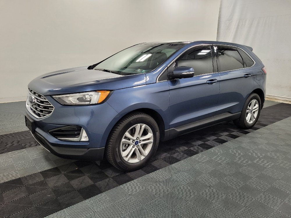 Used 2019 Ford Edge SEL w/ Equipment Group 201A AWD/4WD image 2