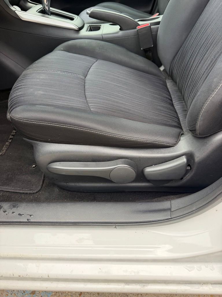Used 2017 Nissan Sentra SV FWD image 14