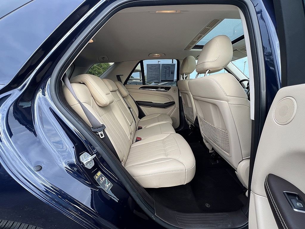 Used 2016 Mercedes-Benz GLE 350 4MATIC image 27