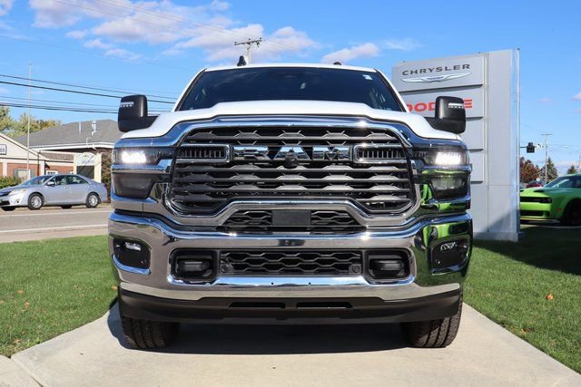 Used 2025 RAM 2500 Big Horn image 6