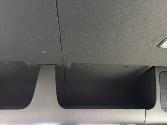 Used 2024 Chevrolet Brightdrop 400 w/ Commercial Equipment Package AWD/4WD image 27