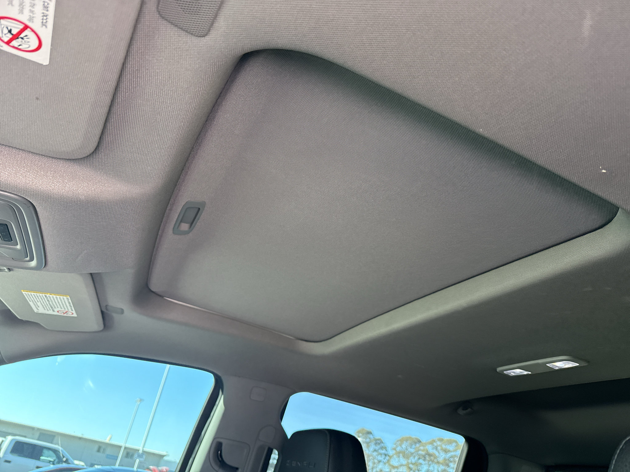 Used 2022 GMC Sierra 2500 Denali w/ Denali Ultimate Package AWD/4WD image 8