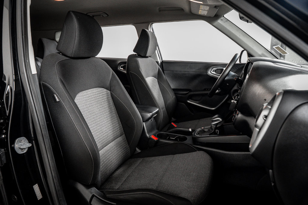 Used 2020 Kia Soul GT-Line FWD image 24