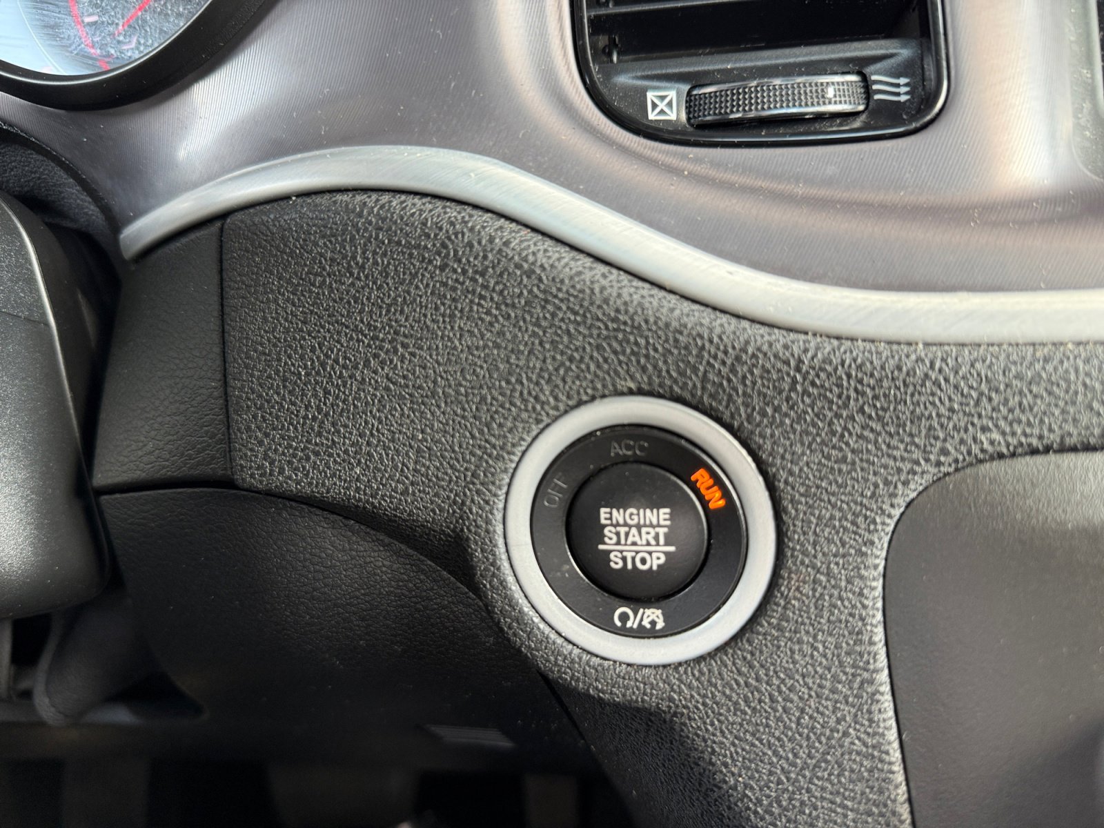 Used 2022 Dodge Charger SXT w/ Blacktop Package image 22