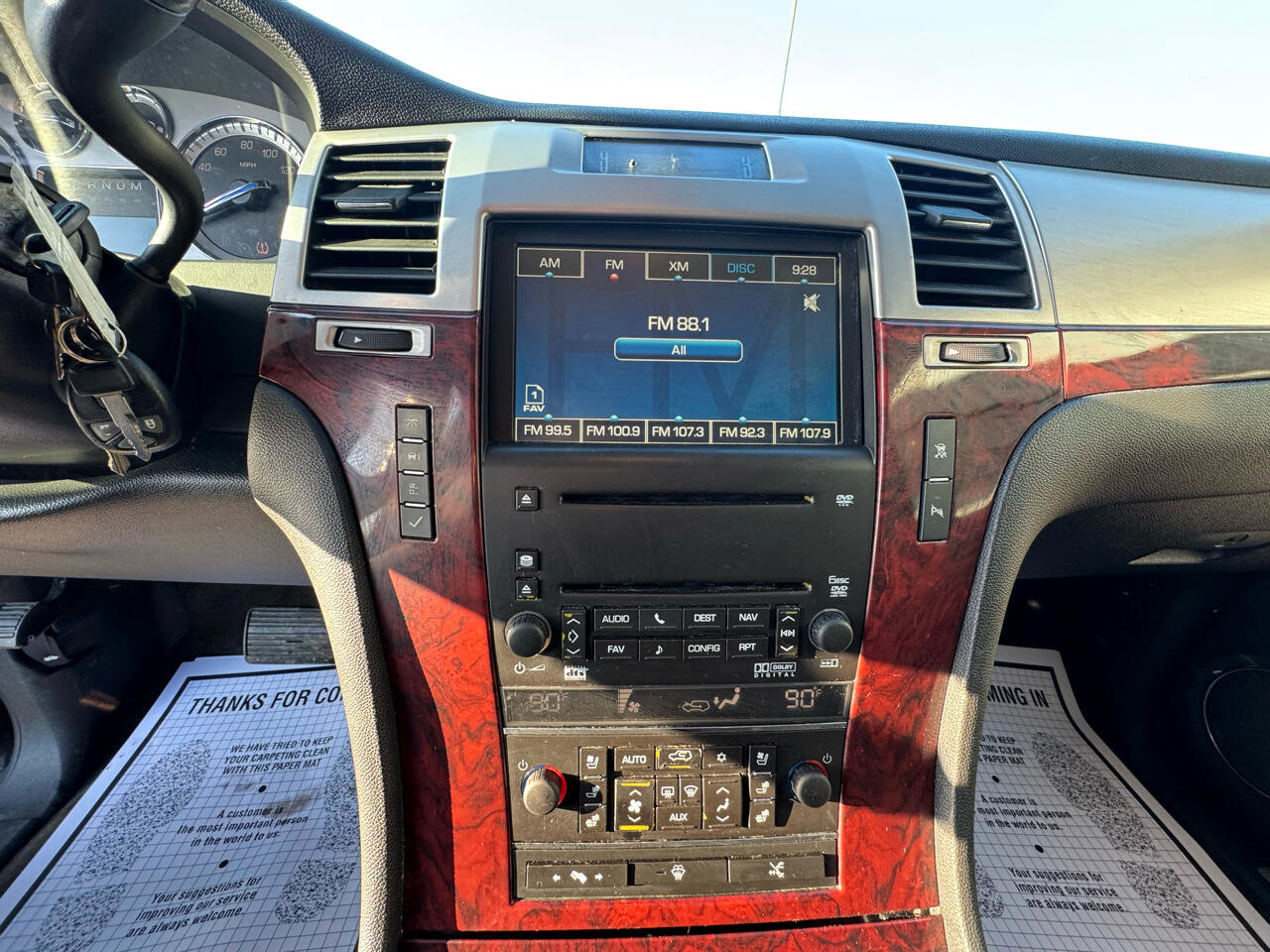 Used 2007 Cadillac Escalade AWD w/ Information Package image 16