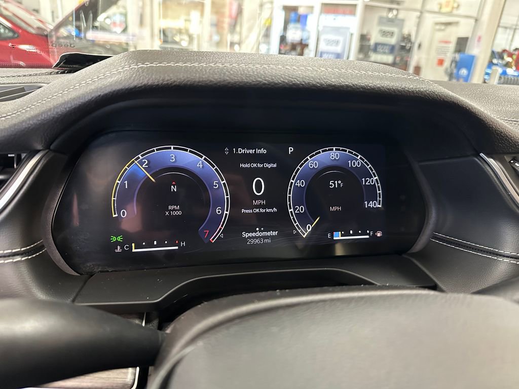 Certified 2023 Jeep Grand Cherokee Limited w/ Trailer Tow Prep Group (B) image 17