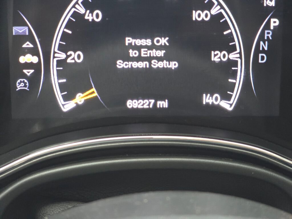 Used 2022 Jeep Grand Cherokee Laredo X image 26