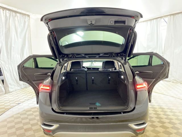 Used 2023 Buick Envision Essence image 30