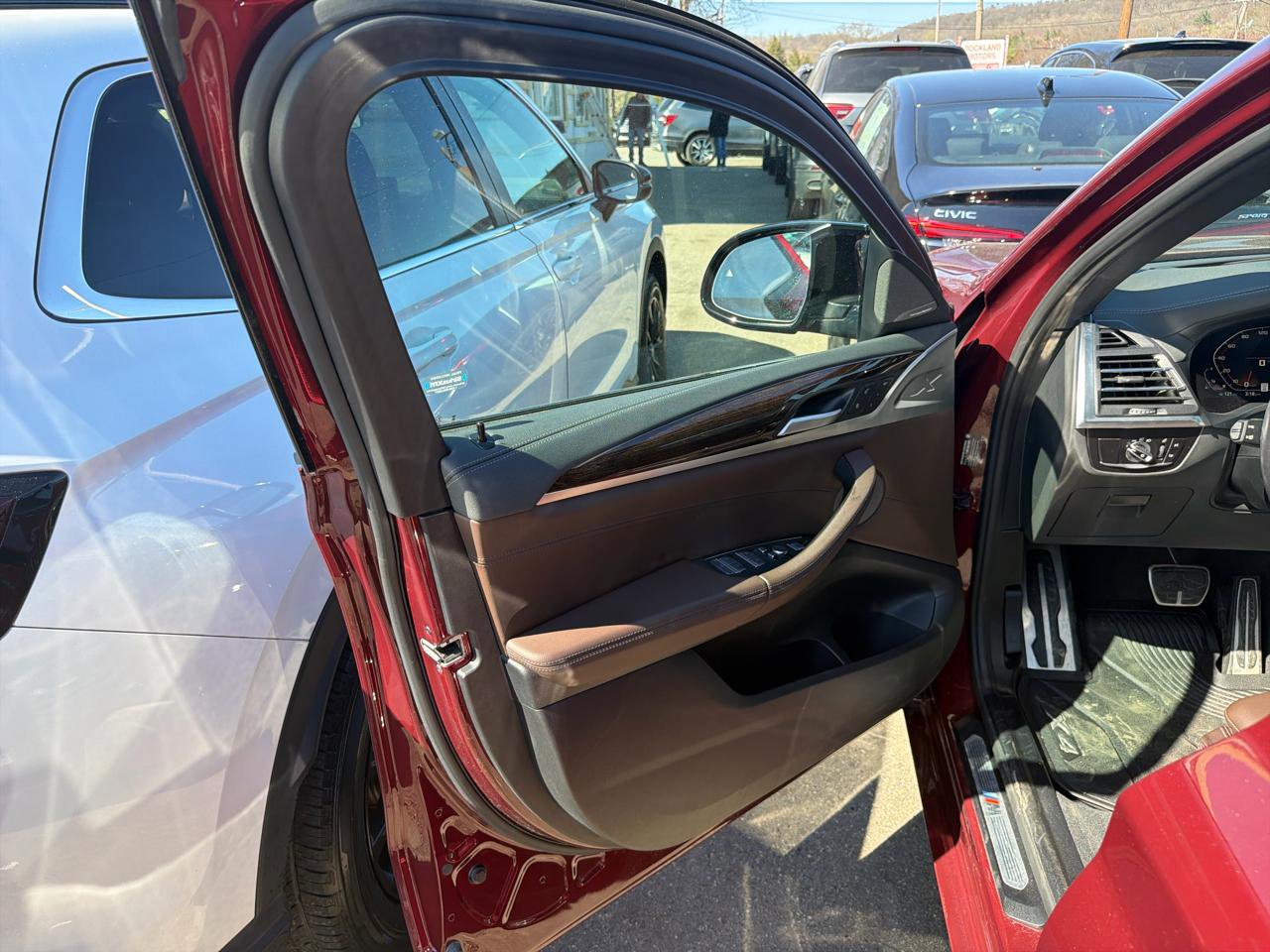 Used 2023 BMW X4 M40i image 16