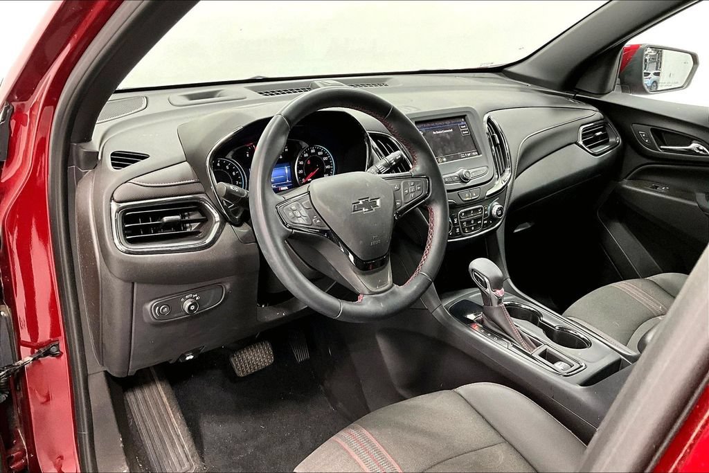 Used 2024 Chevrolet Equinox RS FWD image 16
