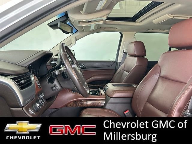 Used 2017 Chevrolet Suburban Premier AWD/4WD image 13