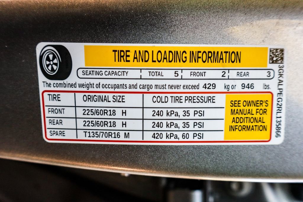 Used 2024 GMC Terrain SLT image 44