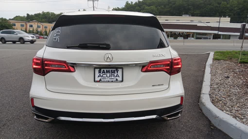 Used 2019 Acura MDX SH-AWD image 4