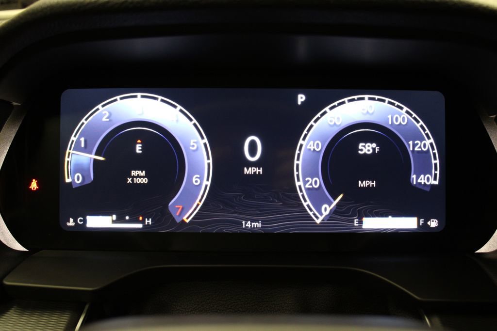 New 2025 Jeep Grand Cherokee Altitude image 10