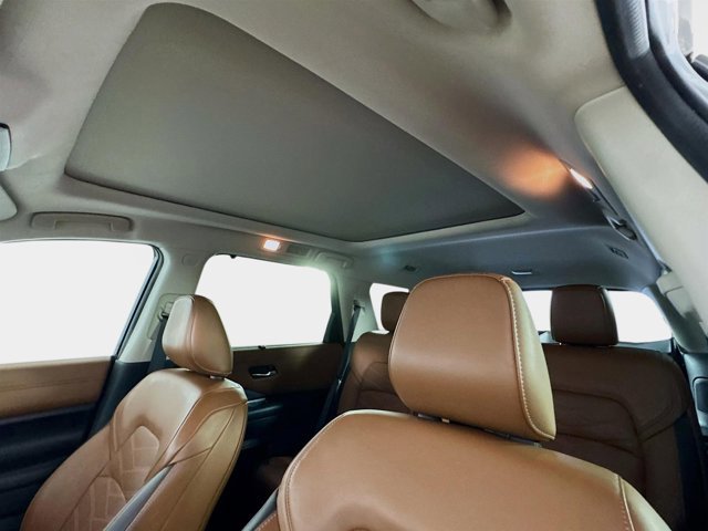 Certified 2022 Nissan Pathfinder Platinum w/ Cargo Package image 15