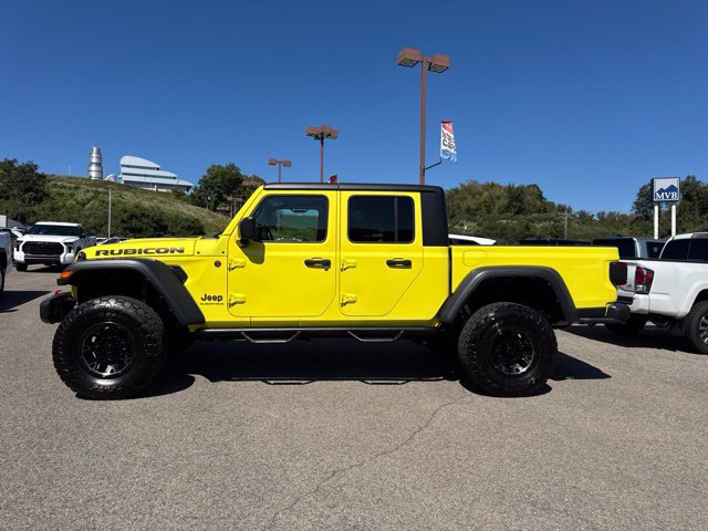Used 2023 Jeep Gladiator Rubicon w/ LED Lighting Group AWD/4WD image 3