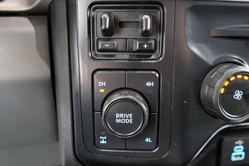 Used 2024 Ford F250 XL w/ STX Appearance Package AWD/4WD image 26