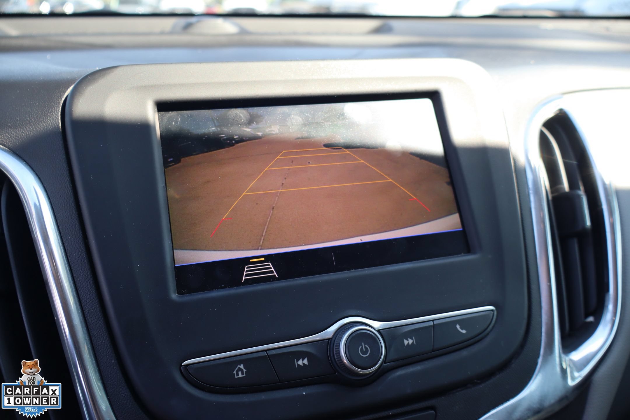 Used 2020 Chevrolet Equinox LT FWD image 22