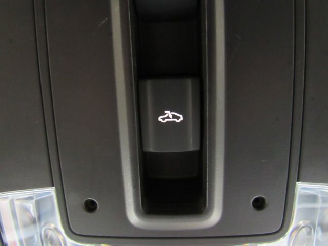 Used 2022 Audi Q3 2.0T Premium Plus w/ Premium Plus Package AWD/4WD image 55