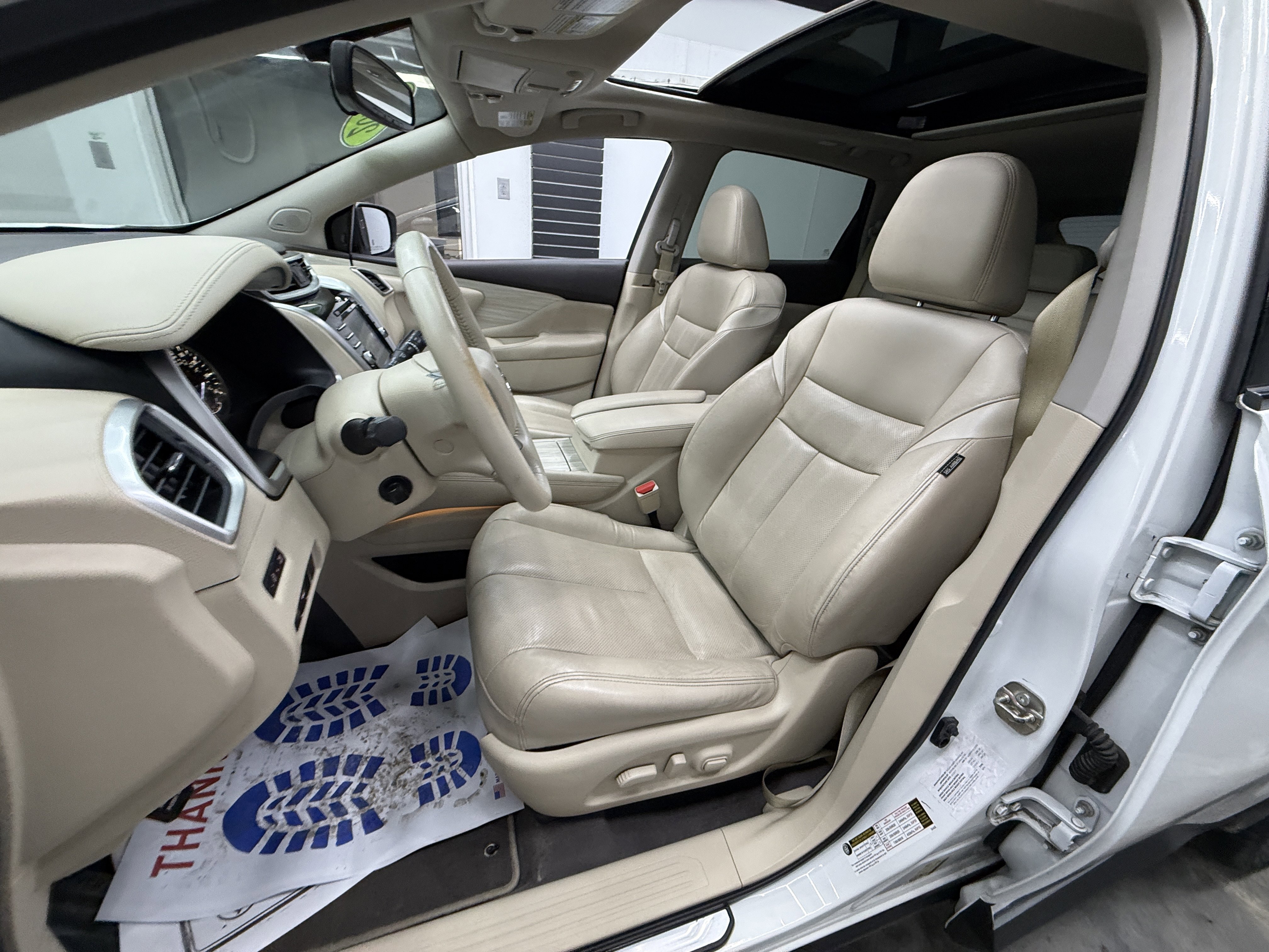 Used 2017 Nissan Murano Platinum image 11