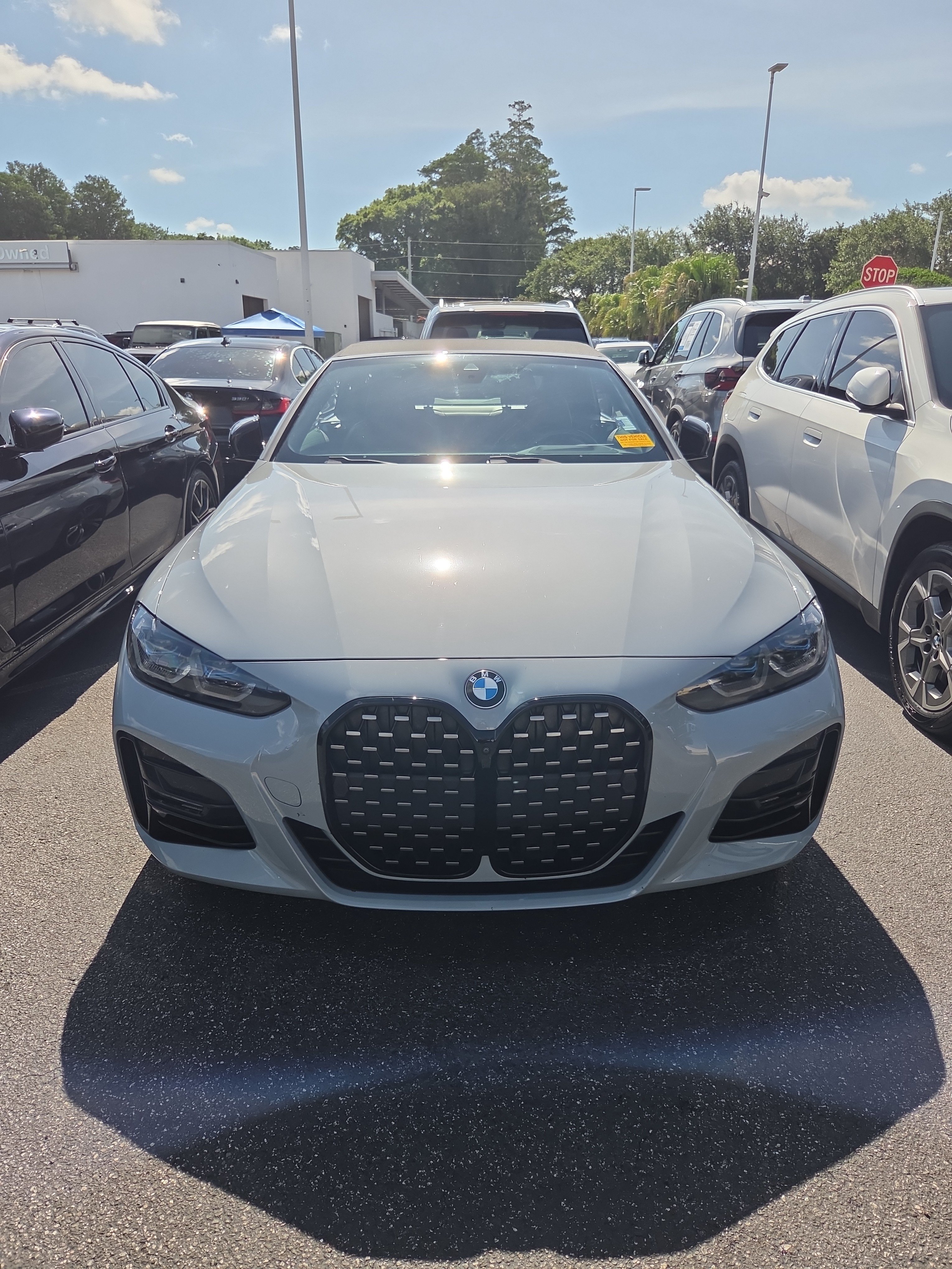 Used 2024 BMW 430i Convertible w/ M Sport Package RWD image 2