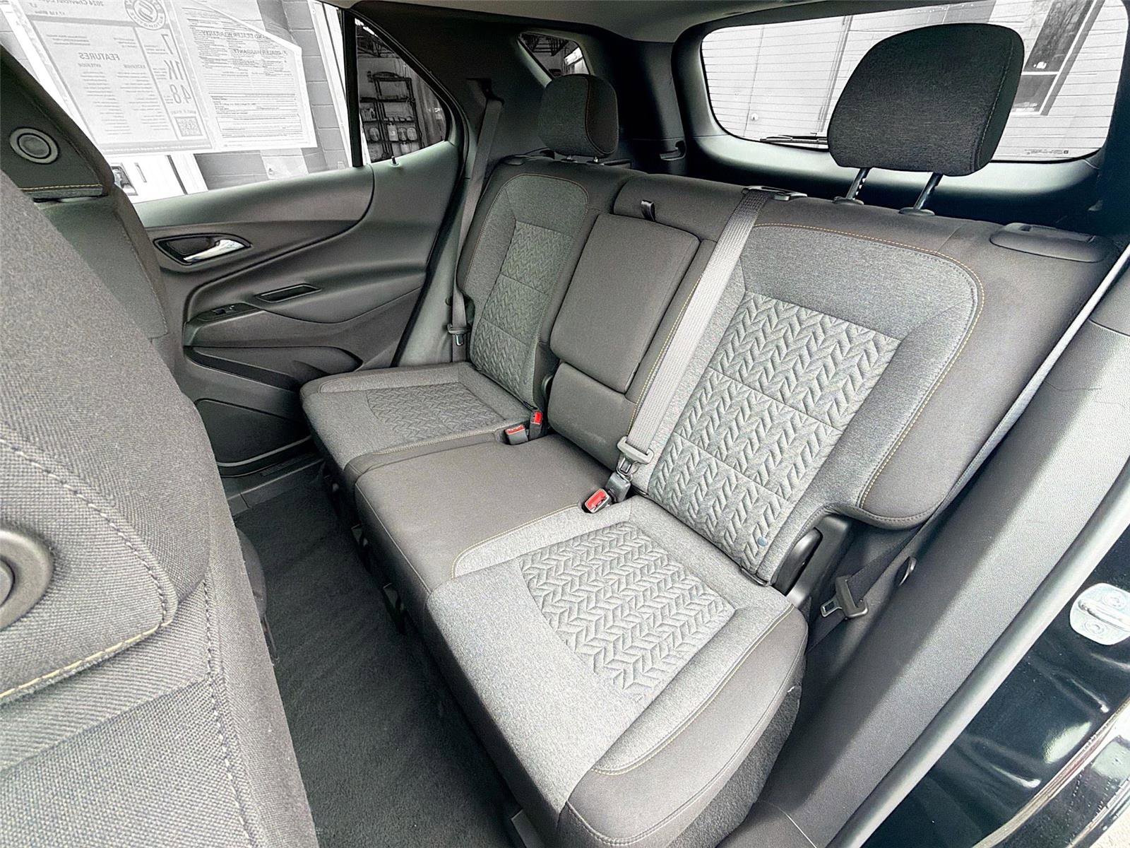 Used 2024 Chevrolet Equinox LT image 21