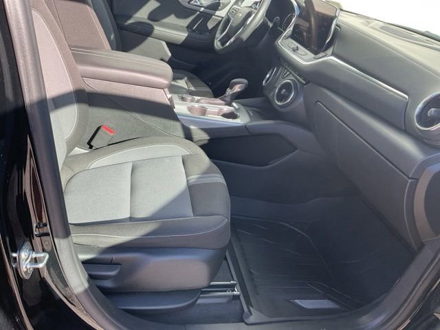 Used 2024 Chevrolet Blazer LT w/ Convenience Package image 15