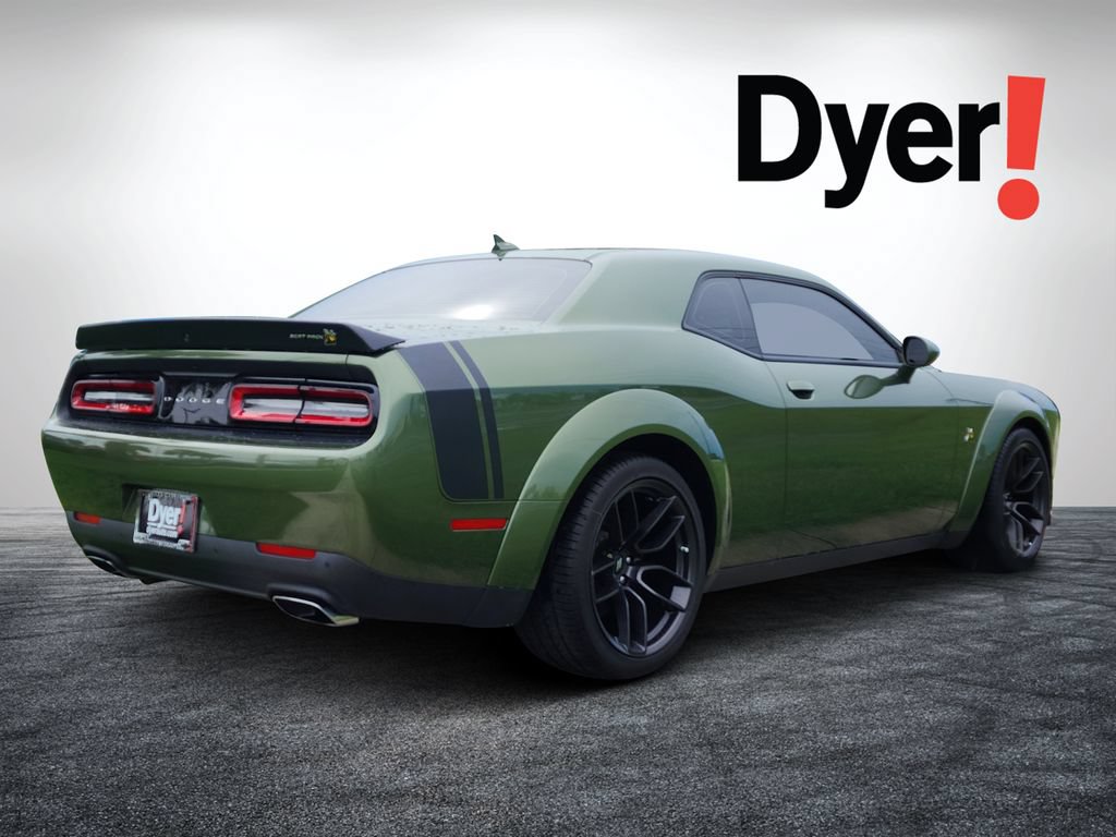 Used 2022 Dodge Challenger R/T Scat Pack RWD image 4