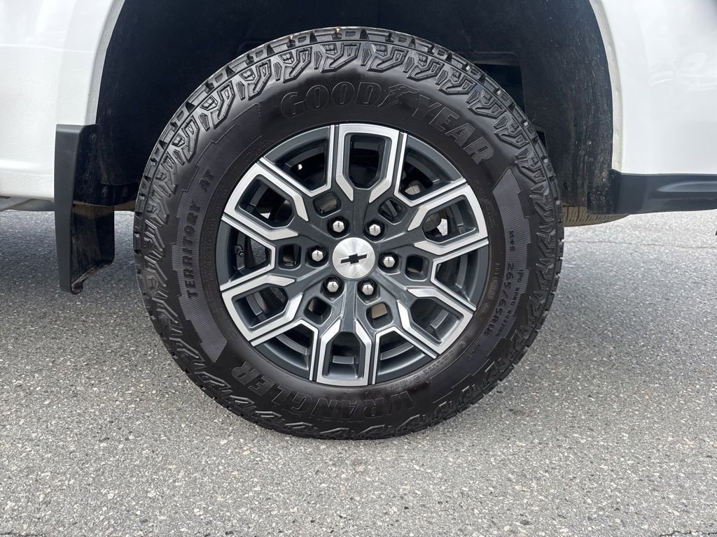 Used 2024 Chevrolet Colorado Z71 w/ Advanced Trailering Package image 31