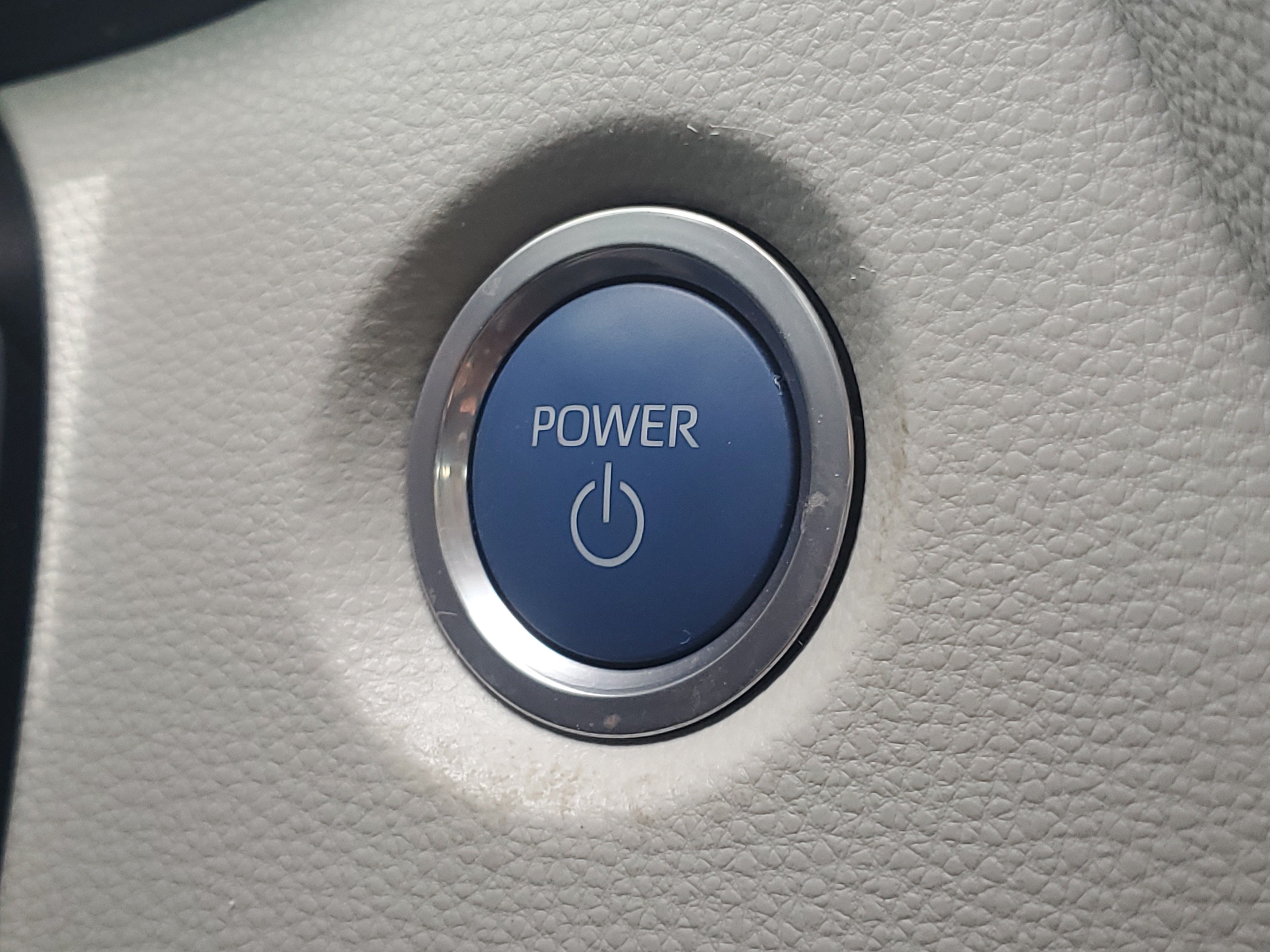 Certified 2021 Toyota Corolla LE FWD image 30