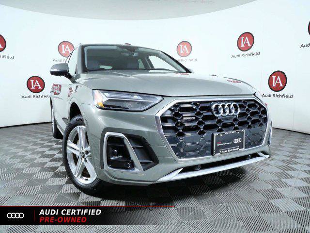 Certified 2024 Audi Q5 e Premium Plus w/ Premium Plus Package AWD/4WD image 3