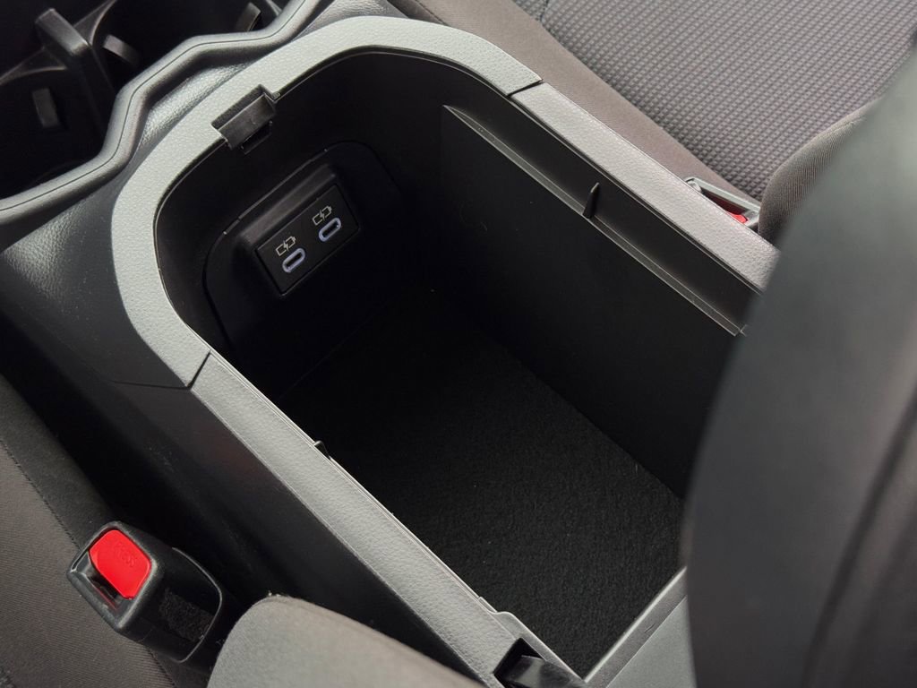 Certified 2025 Toyota RAV4 LE AWD/4WD image 24