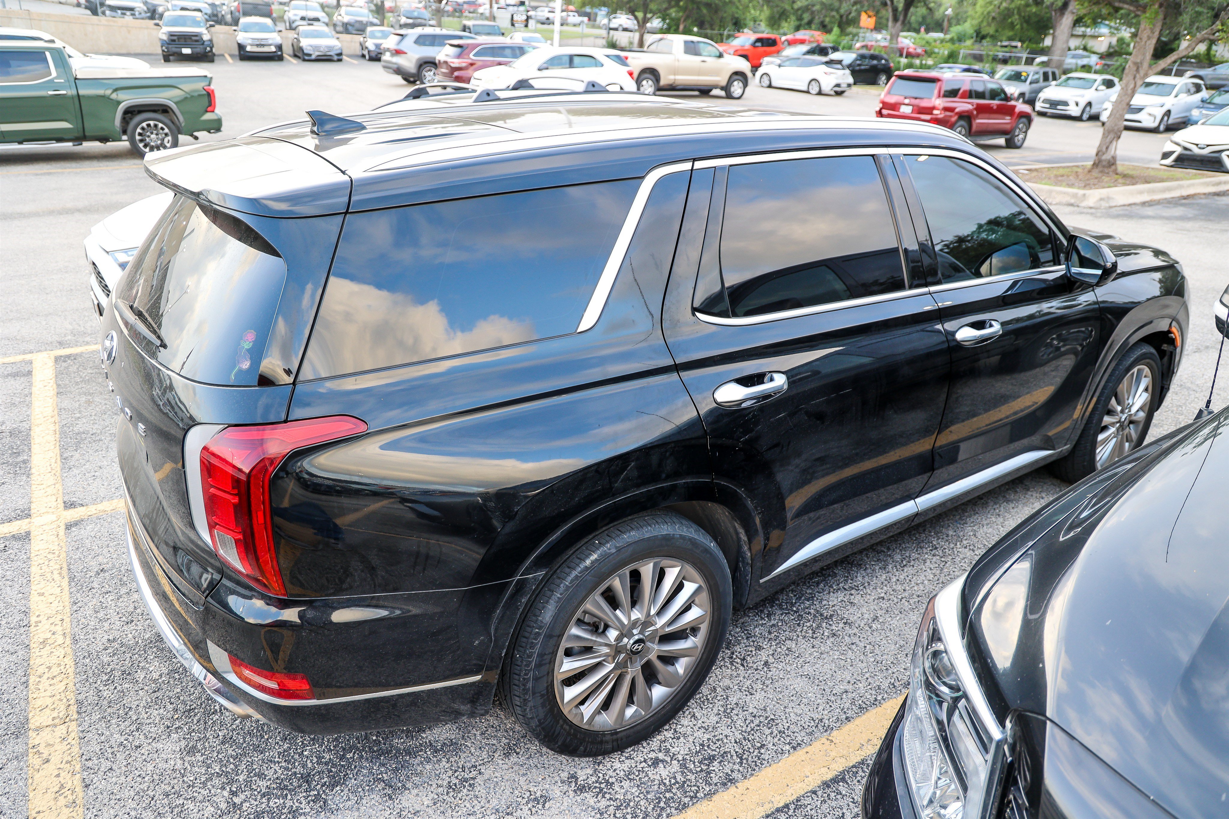 Used 2020 Hyundai Palisade Limited FWD image 8