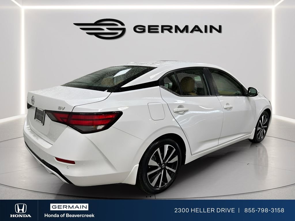 Used 2022 Nissan Sentra SV w/ SV Premium Package image 9