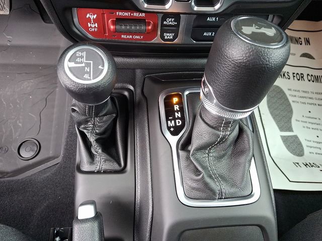 New 2026 Jeep Wrangler Unlimited Rubicon w/ Technology Group image 7