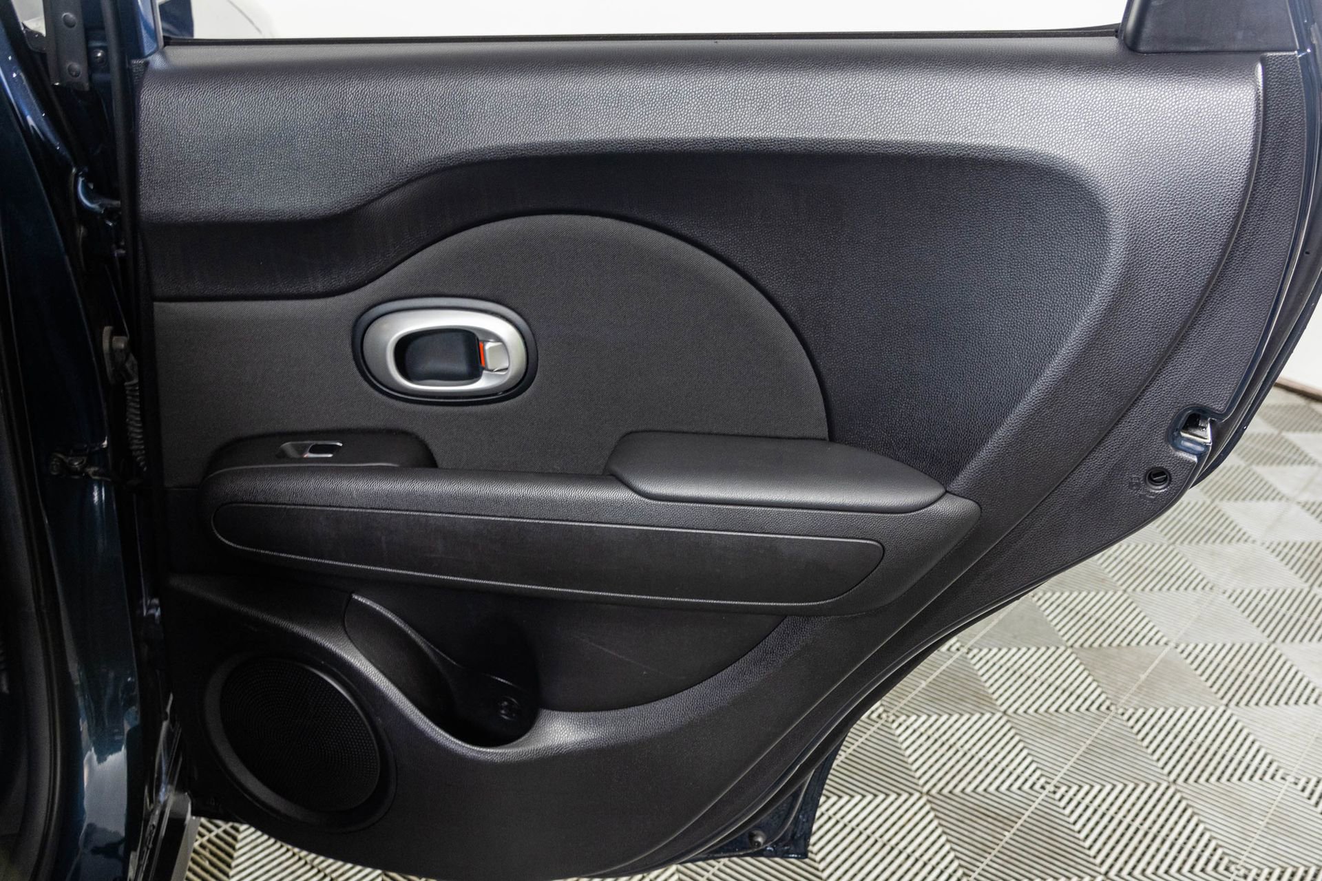 Used 2018 Kia Soul + FWD image 41