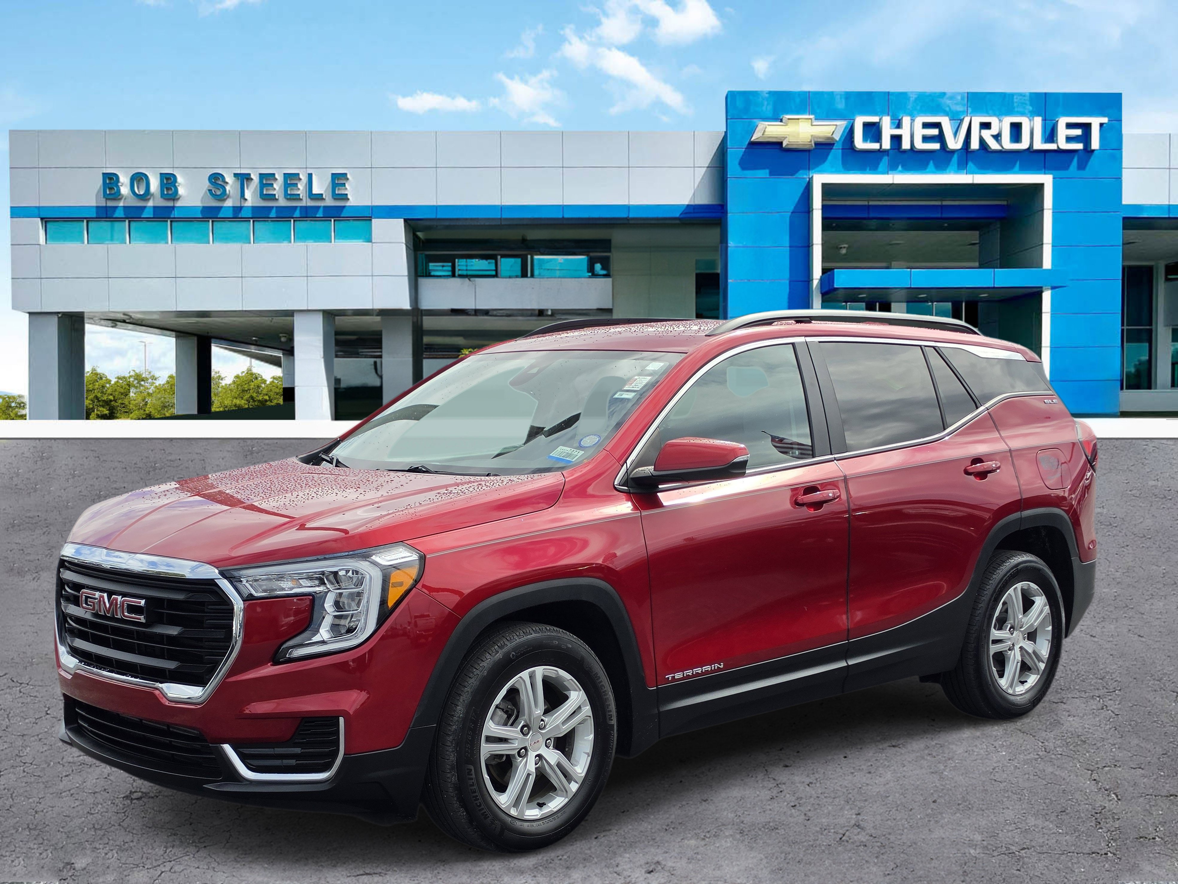 Certified 2024 GMC Terrain SLE w/ Driver Convenience Package FWD image 2