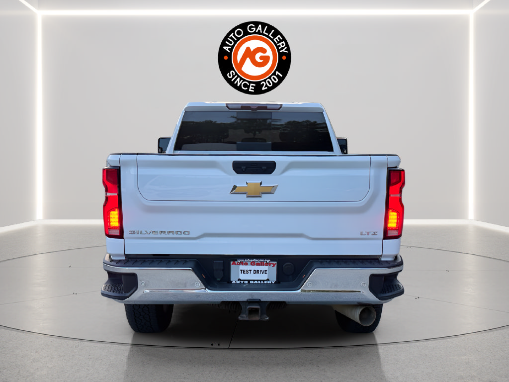 Used 2024 Chevrolet Silverado 3500 LTZ w/ LTZ Plus Package AWD/4WD image 6