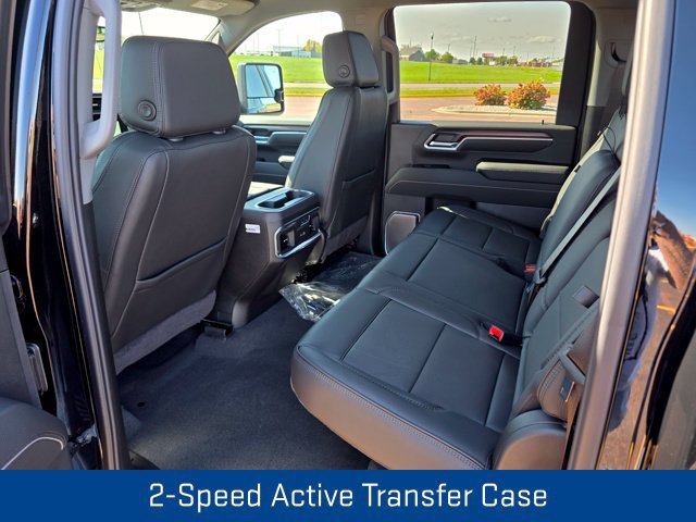 New 2026 GMC Sierra 3500 Denali w/ Technology Package AWD/4WD image 23