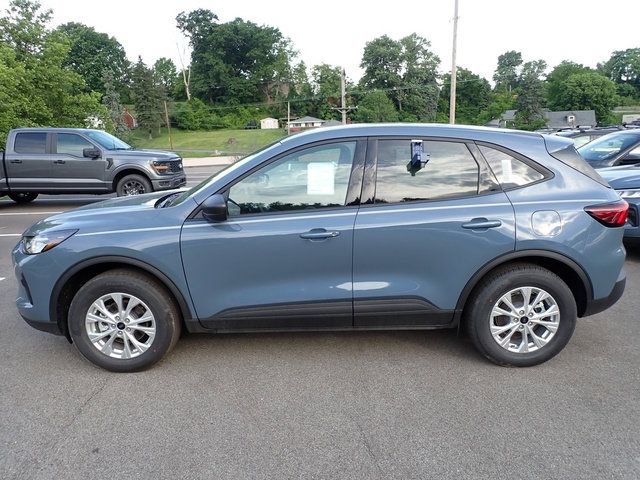New 2026 Ford Escape Active w/ Tech Pack #1 AWD/4WD image 2
