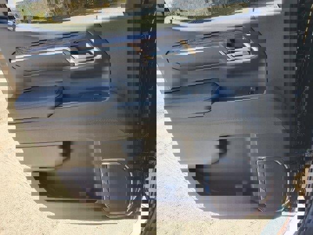 New 2026 GMC Sierra 1500 SLT w/ SLT Premium Plus Package image 13