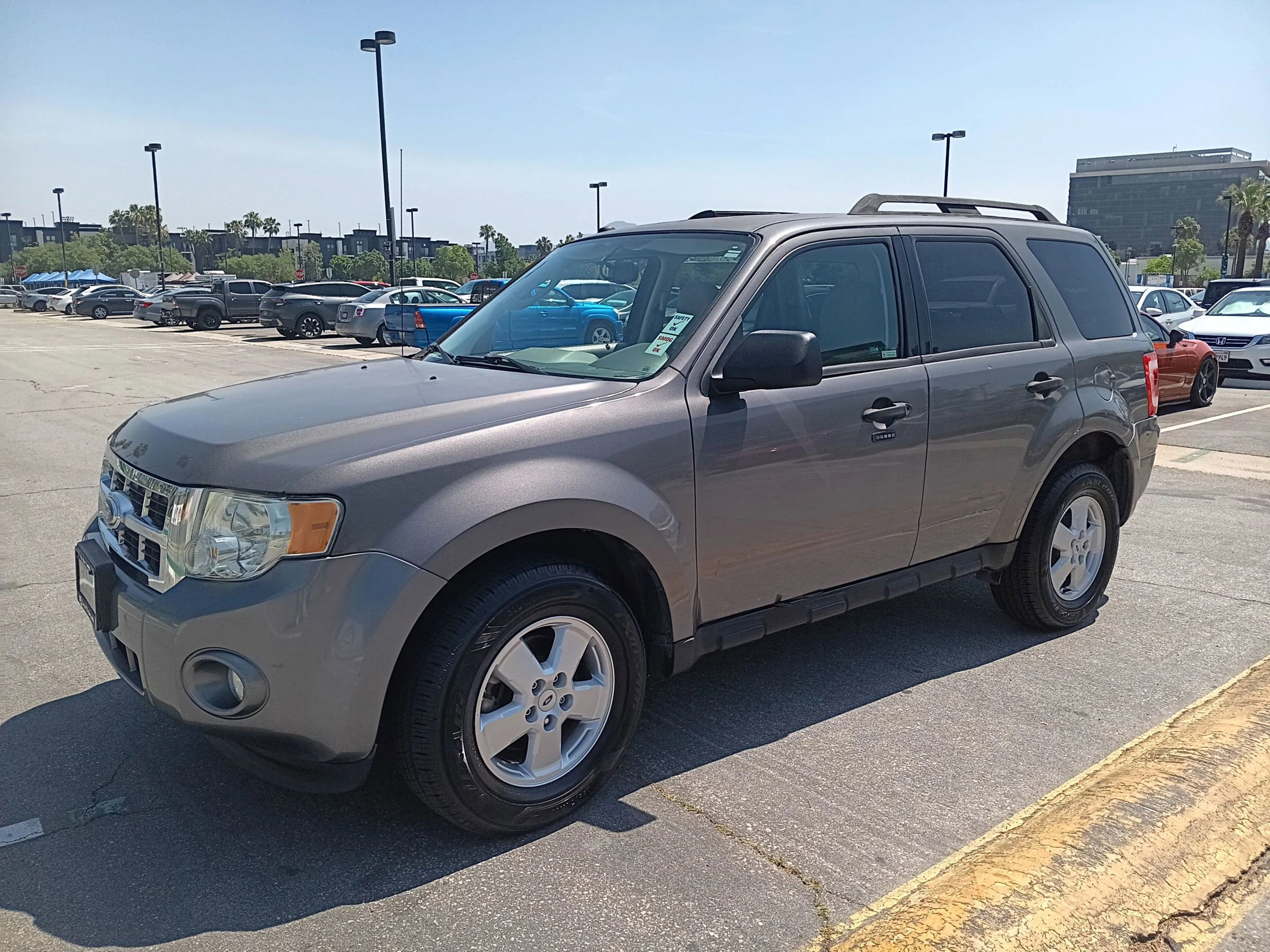 Used 2011 Ford Escape XLT FWD image 3