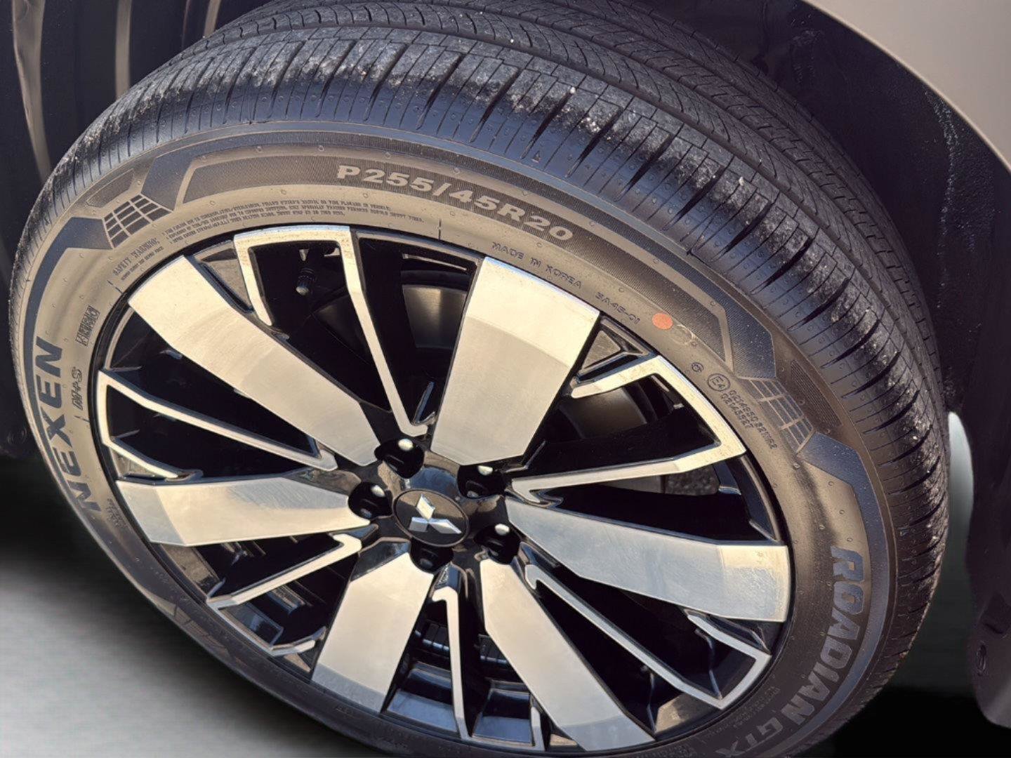 New 2026 Mitsubishi Outlander SE FWD image 11